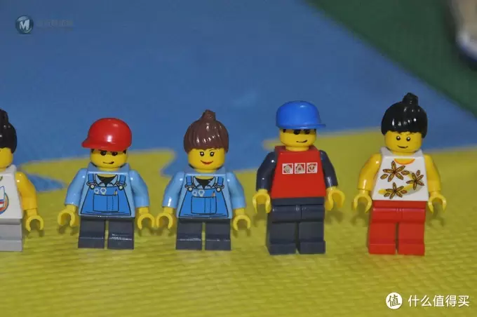 单反毁一生，LEGO穷三代 篇二十：【ebay好物分享会】每个女孩心中都有一个旋转木马的梦——年终巨献 LEGO 10196 旋转木马
