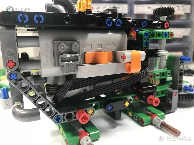 LEGO 乐高 拼拼乐 篇203： 税补来的2018年科技气动套装 42080 多功能林业机械