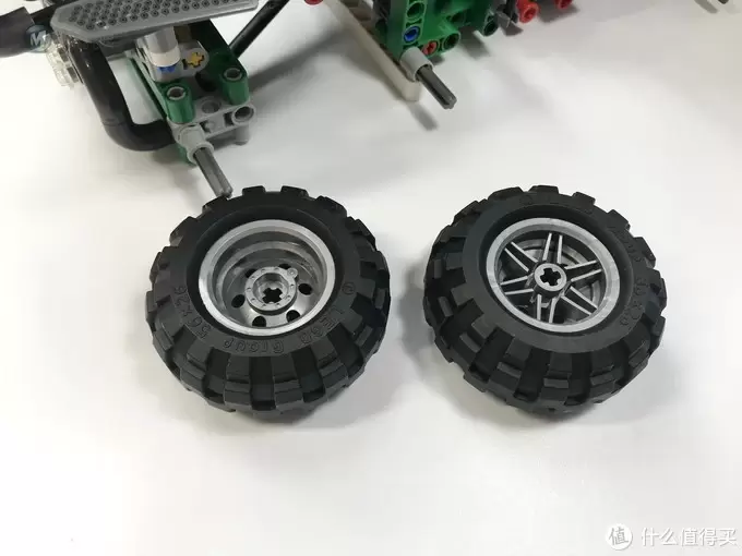 LEGO 乐高 拼拼乐 篇203： 税补来的2018年科技气动套装 42080 多功能林业机械