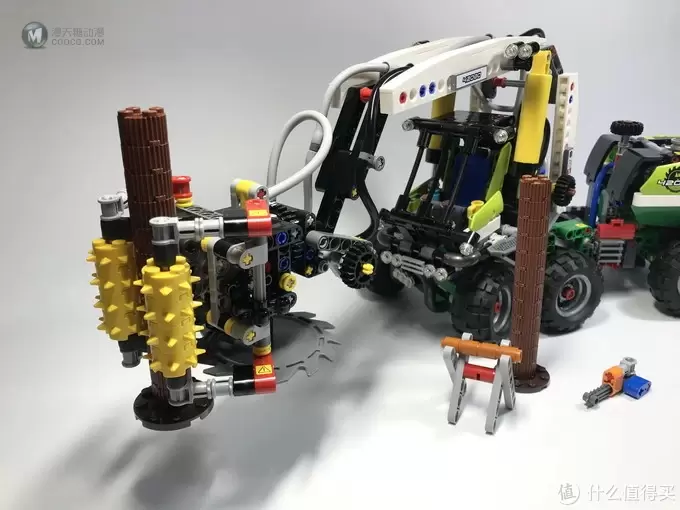LEGO 乐高 拼拼乐 篇203： 税补来的2018年科技气动套装 42080 多功能林业机械