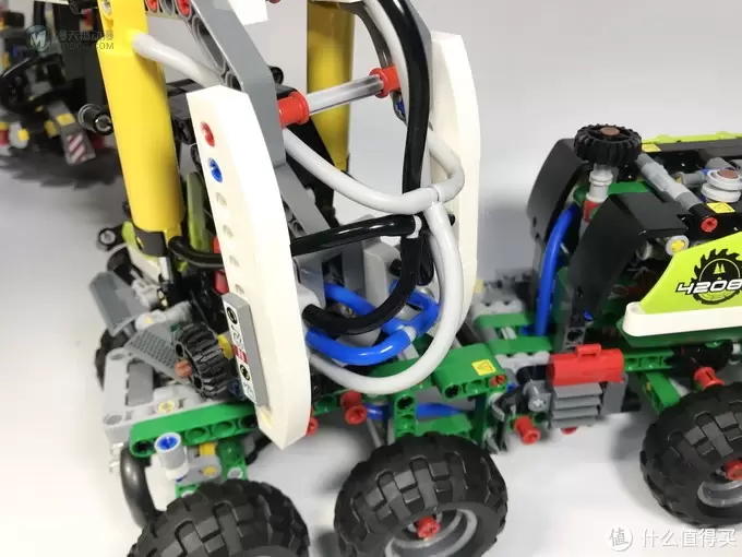 LEGO 乐高 拼拼乐 篇203： 税补来的2018年科技气动套装 42080 多功能林业机械
