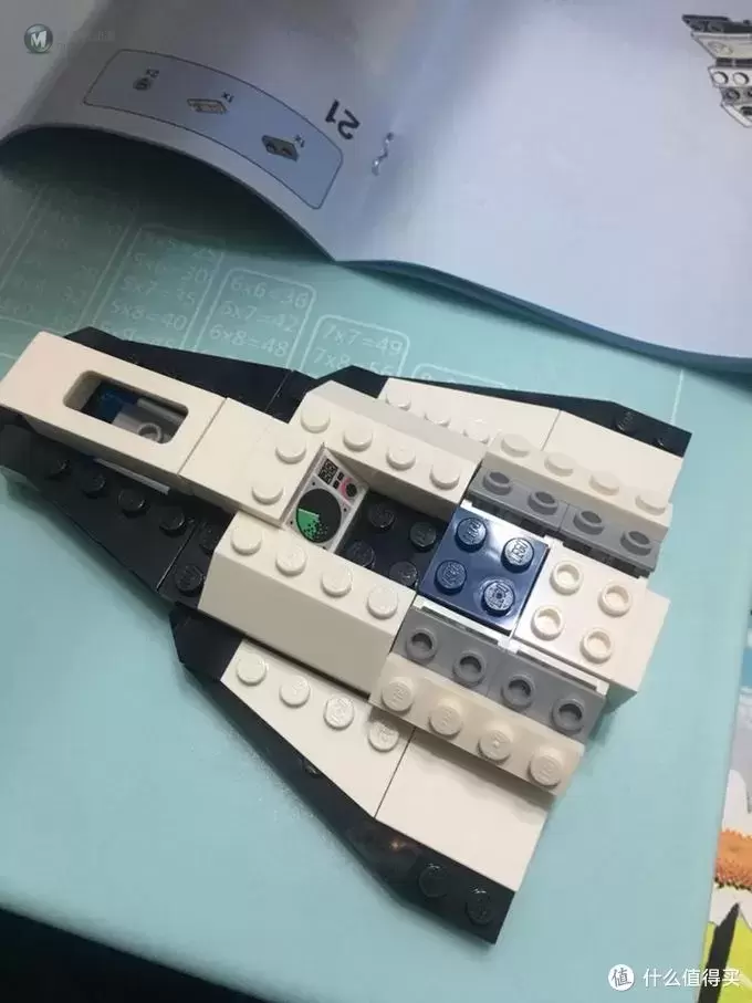 乐高评测 篇一：乐高75970守望先锋系列：猎空对战黑白合