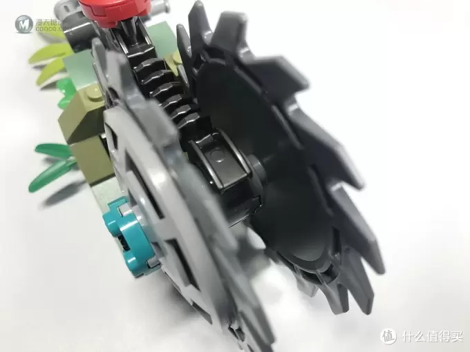 LEGO 乐高 拼拼乐 篇198：心灵之石到来，超级英雄系列 76103 乌鸦座长刃的利刃攻袭