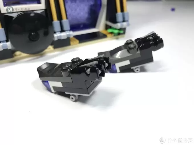 LEGO 乐高 拼拼乐 篇198：心灵之石到来，超级英雄系列 76103 乌鸦座长刃的利刃攻袭