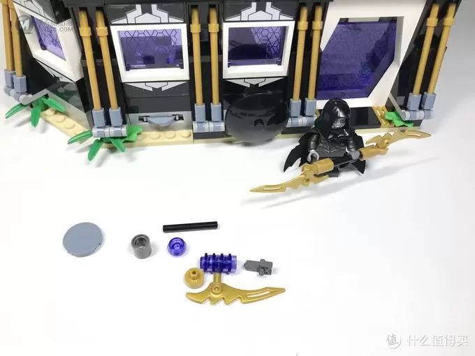 LEGO 乐高 拼拼乐 篇198：心灵之石到来，超级英雄系列 76103 乌鸦座长刃的利刃攻袭