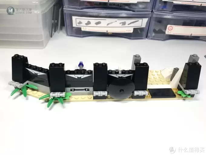 LEGO 乐高 拼拼乐 篇198：心灵之石到来，超级英雄系列 76103 乌鸦座长刃的利刃攻袭