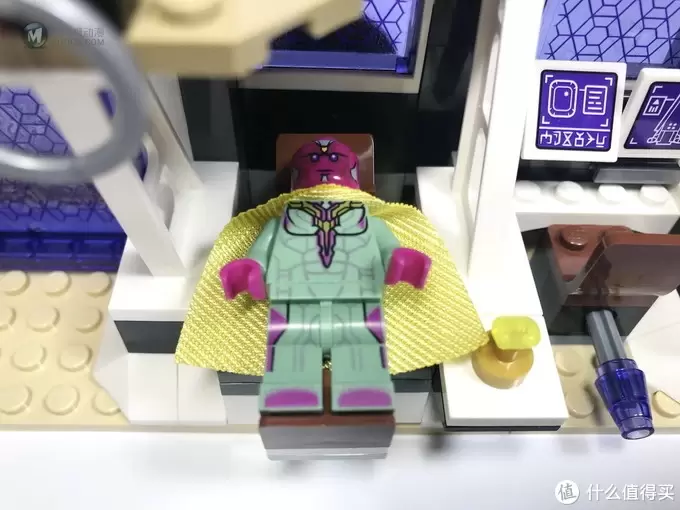 LEGO 乐高 拼拼乐 篇198：心灵之石到来，超级英雄系列 76103 乌鸦座长刃的利刃攻袭