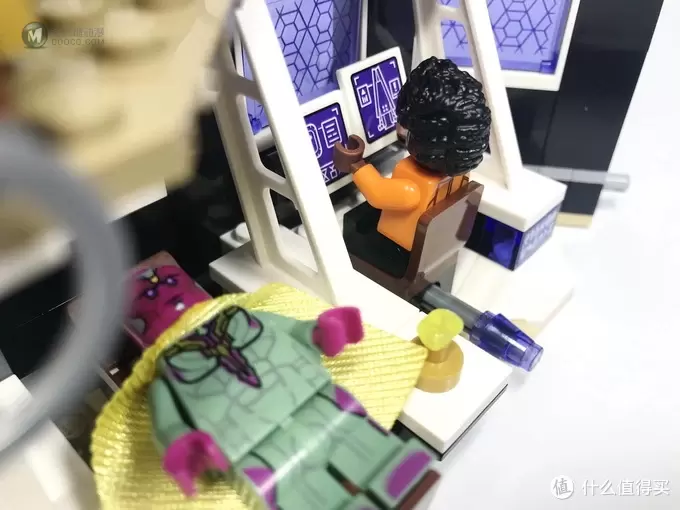 LEGO 乐高 拼拼乐 篇198：心灵之石到来，超级英雄系列 76103 乌鸦座长刃的利刃攻袭