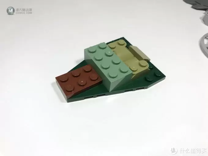 LEGO 乐高 拼拼乐 篇198：心灵之石到来，超级英雄系列 76103 乌鸦座长刃的利刃攻袭