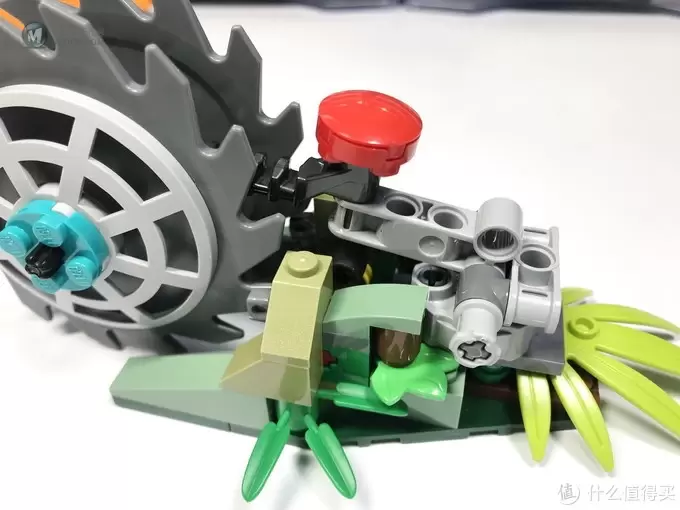 LEGO 乐高 拼拼乐 篇198：心灵之石到来，超级英雄系列 76103 乌鸦座长刃的利刃攻袭