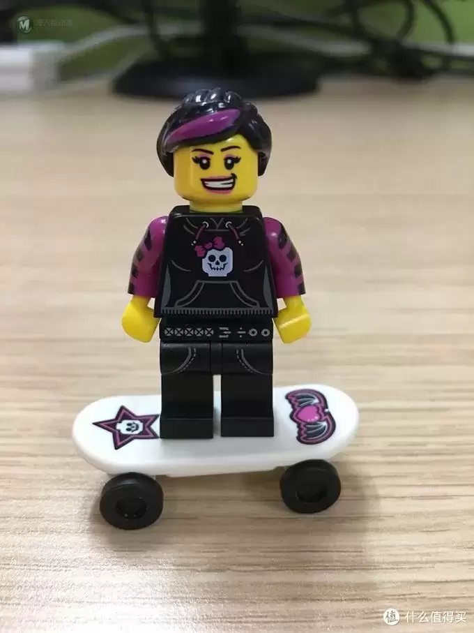 入坑5年，今天才发现你的美—LEGO人仔抽抽乐开箱