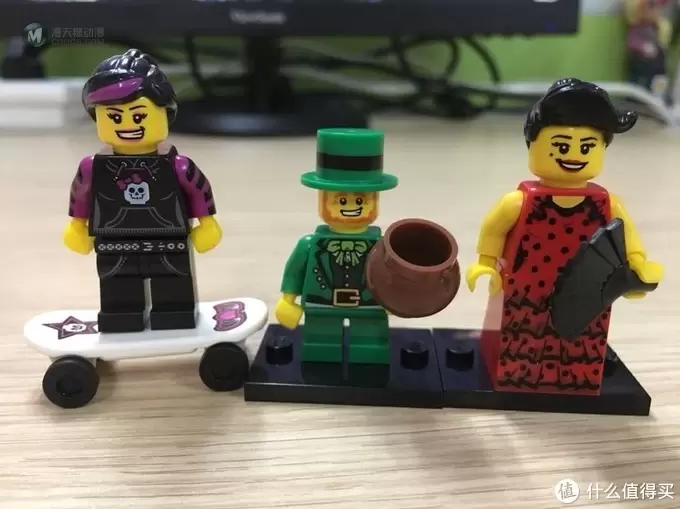入坑5年，今天才发现你的美—LEGO人仔抽抽乐开箱