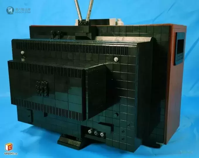 [MOC]这是中国玩家儿时的回忆，乐高积木拼搭的任天堂红白机
