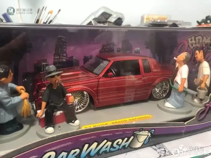 Lowrider狂热爱好者，收藏的车模就花费了几十万！