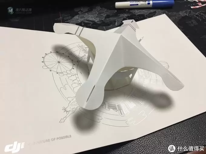 大疆送了我一架可折叠进信封的无人机