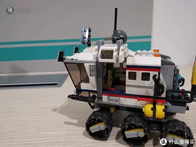 老杨的玩具仓库 篇五十六：LEGO 创意百变系列 3in1 31107 月球探测车 评测