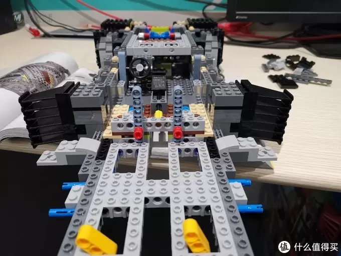 老杨的玩具仓库 篇四十一：LEGO 76139 史上最帅蝙蝠侠战车 1989 Batmobile 评测 图多杀猫