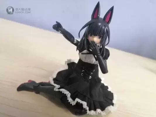人形の服 White x Black