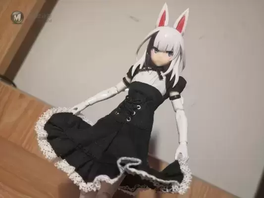 人形の服 White x Black