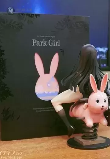 公园少女