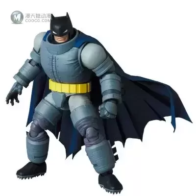 MAFEX No.146 蝙蝠侠 黑暗骑士归来 重甲蝙蝠侠